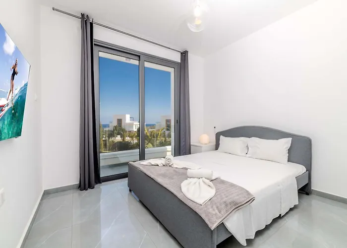 ヴィラ By The - Aura プロタラス