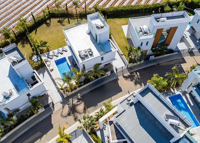 By The - Aura * Protaras